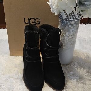 UGG Women's Black Winter Boots